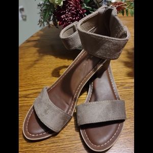 ROCK & CANDY By ZiGi - Nancie Sandal